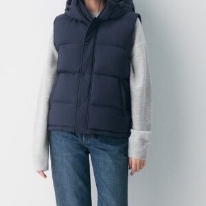 Aritzia TNA Super Puff Vest - Navy Hooded Down